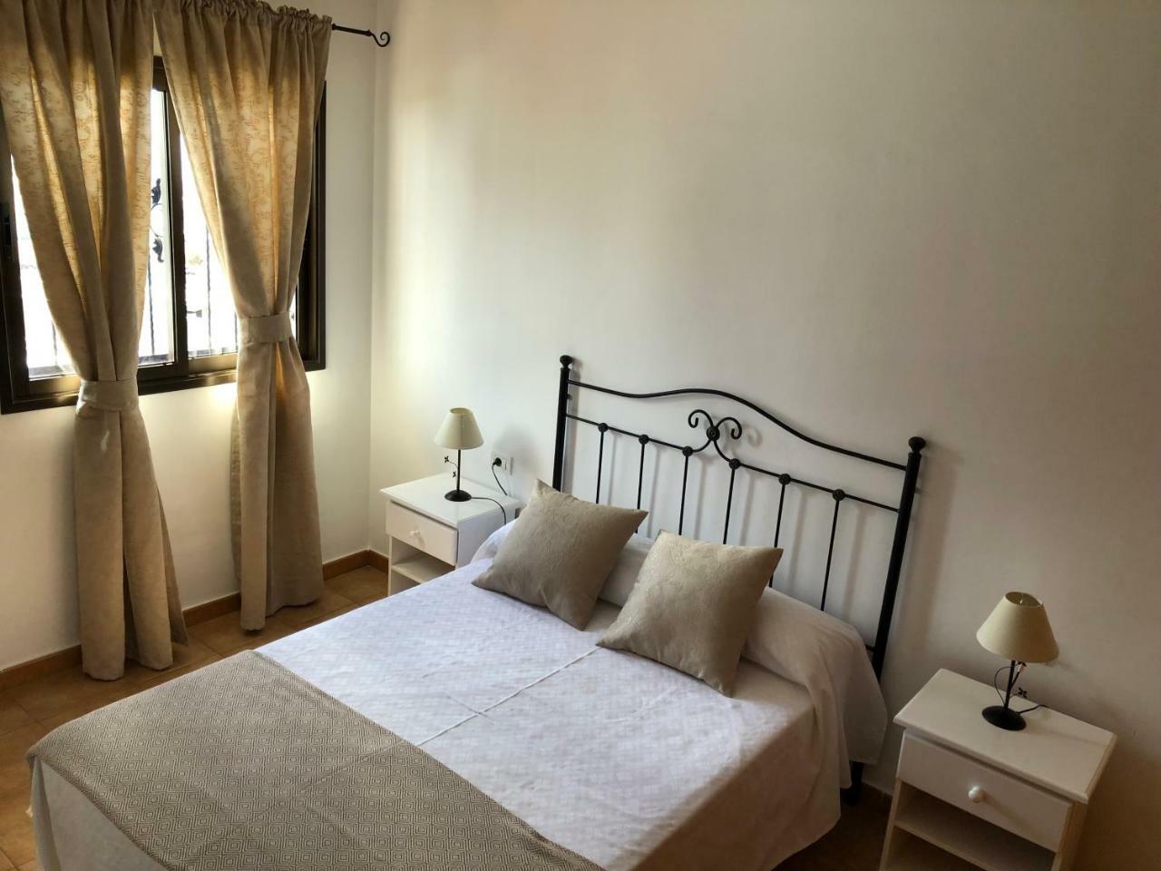 Apartamentos Ajabo Adeje アデヘ エクステリア 写真