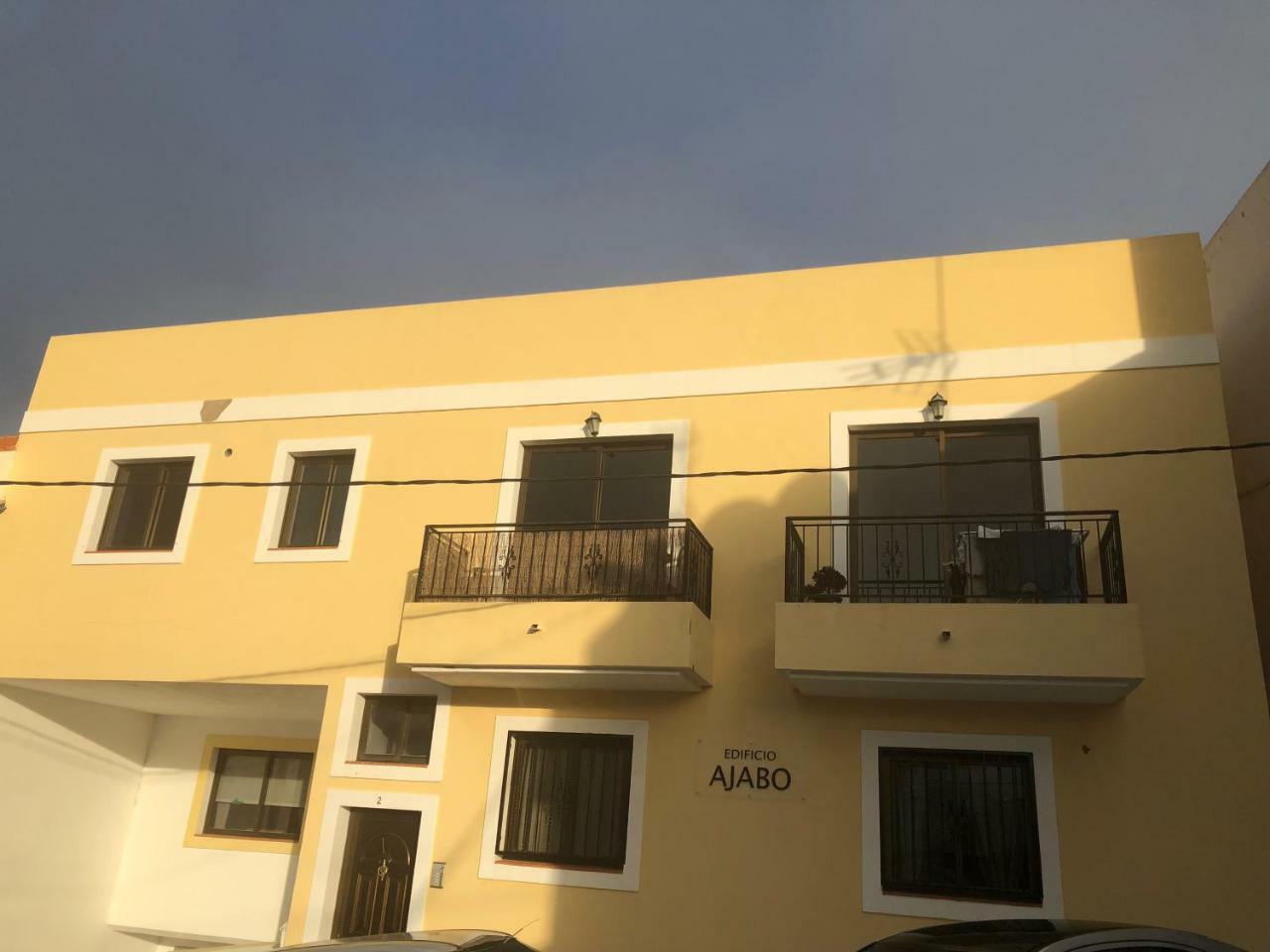 Apartamentos Ajabo Adeje アデヘ エクステリア 写真